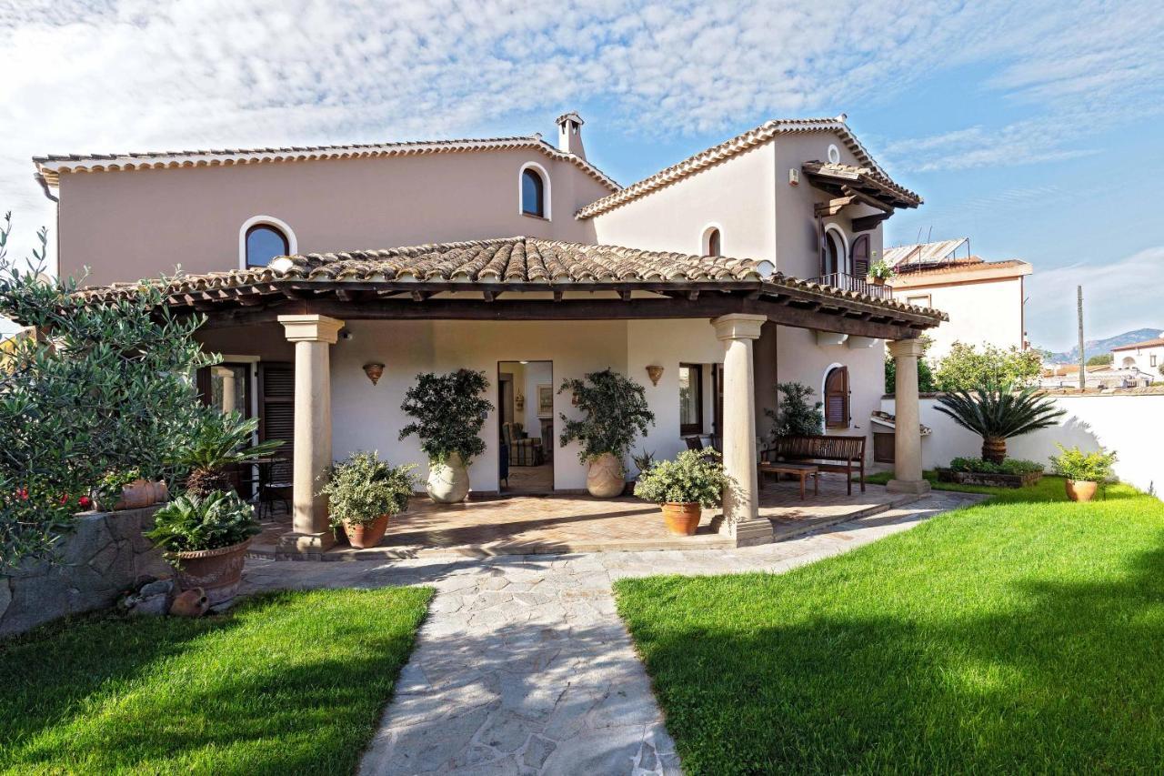 Lina Bed & Breakfast